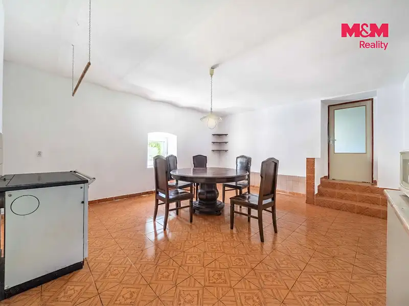 Prodej rodinného domu 80 m², pozemek 1236 m², Oselce – náhled fotky 2