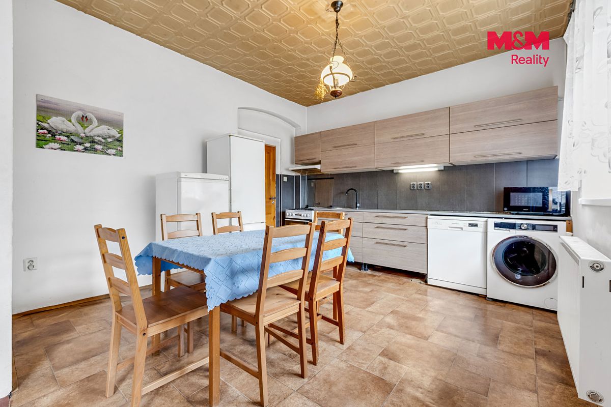 Prodej rodinného domu 155 m², pozemek 231 m² – fotografie 3