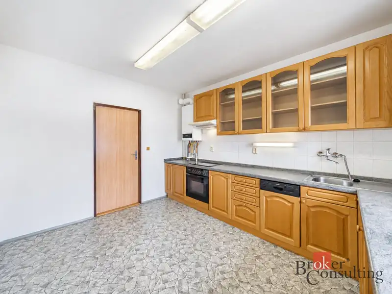 Prodej bytu 2+1 76 m², Plzeň – náhled fotky 2