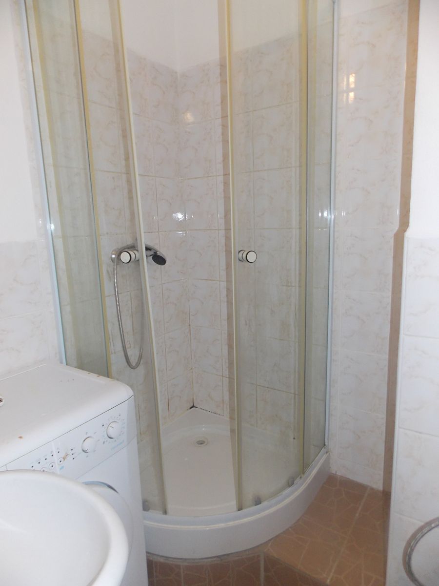 Pronájem bytu 1+kk 36 m² – fotografie 4
