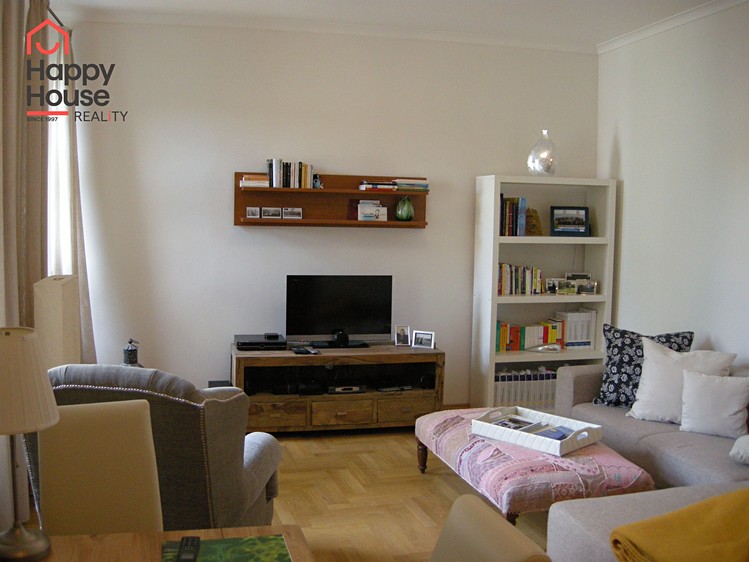 Pronájem bytu 2+kk, 62 m² (1 z 16)
