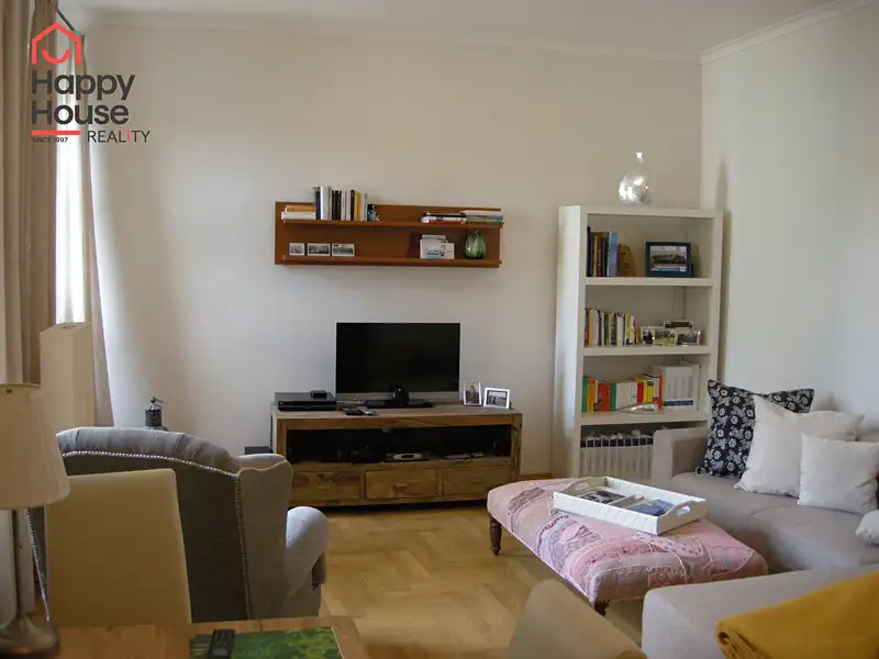 Pronájem bytu 2+kk 62 m², Praha – náhled fotky 1