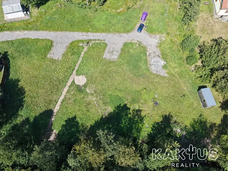 Prodej stavebního pozemku 2493 m², Bordovice – náhled fotky 1
