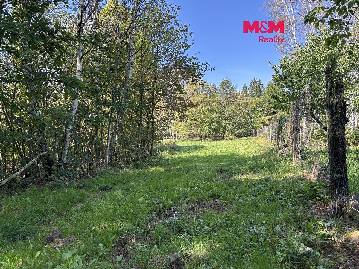 Prodej stavebního pozemku 6184 m², Dubí – fotka 1 z 3