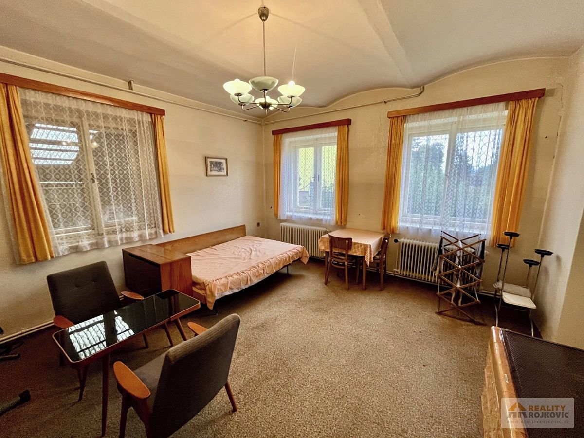 Prodej vícegeneračního domu 250 m², pozemek 554 m² – fotografie 5