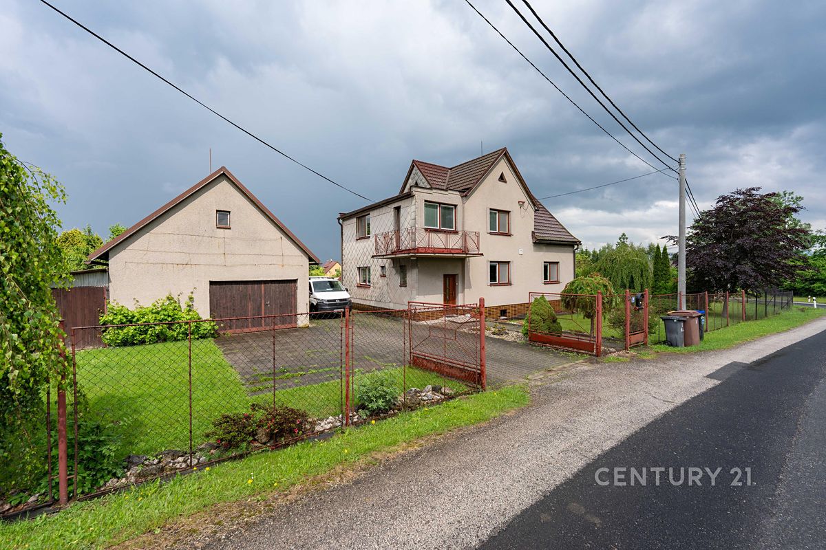 Prodej rodinného domu 195 m², pozemek 2097 m² – fotografie 5
