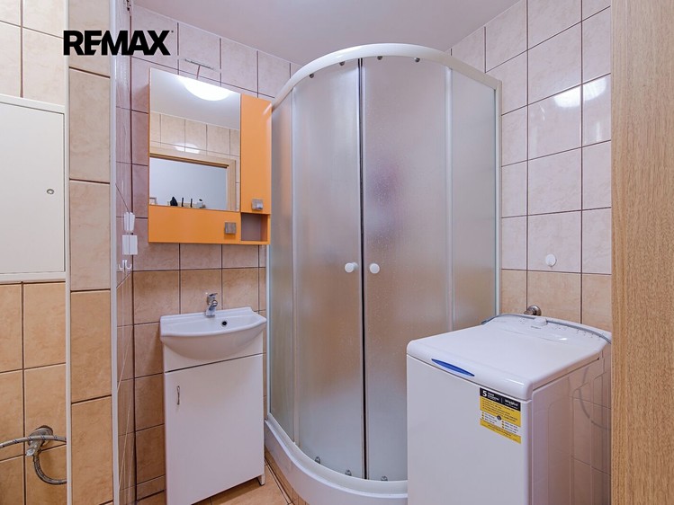 Pronájem bytu 1+1, 41 m² (6 z 8)