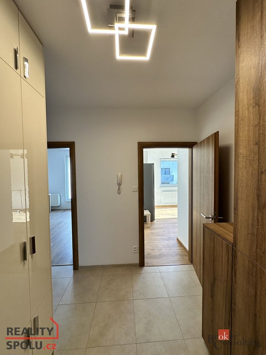 Pronájem bytu 2+kk 62 m² – fotografie 5