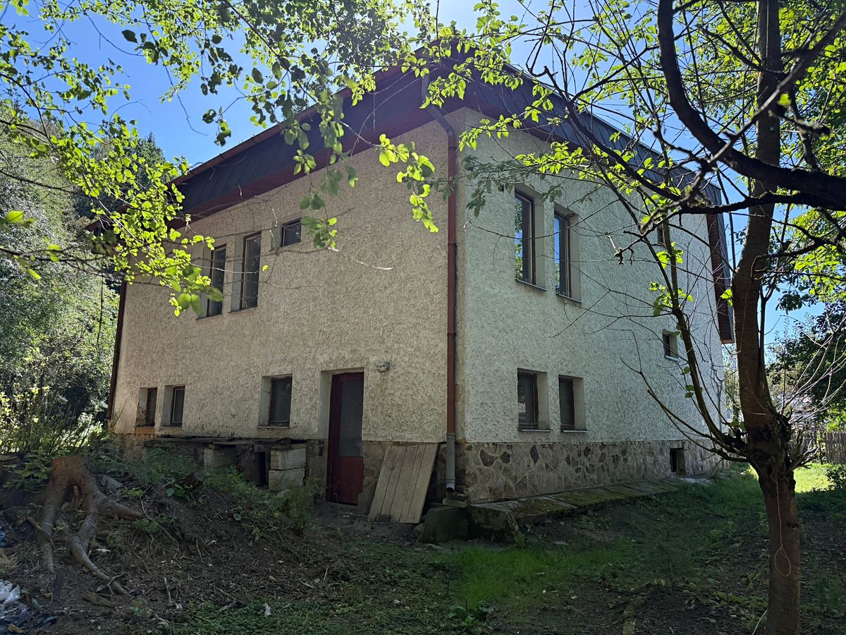 Prodej rodinného domu 160 m², pozemek 1429 m² – fotografie 3