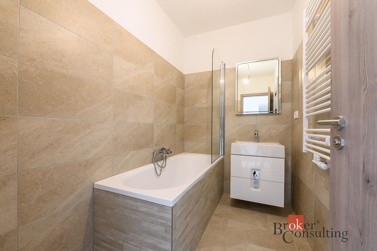 Pronájem bytu 3+kk 83 m²