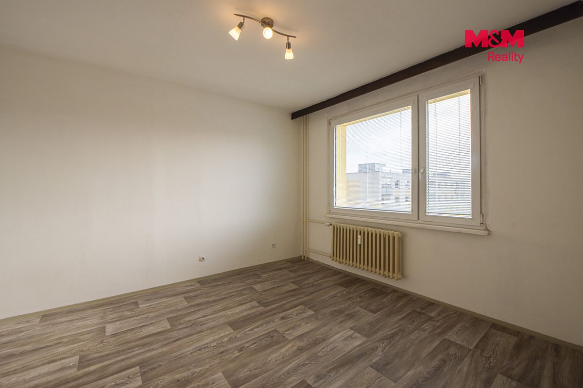 Pronájem bytu 1+1 32 m² – fotografie 3