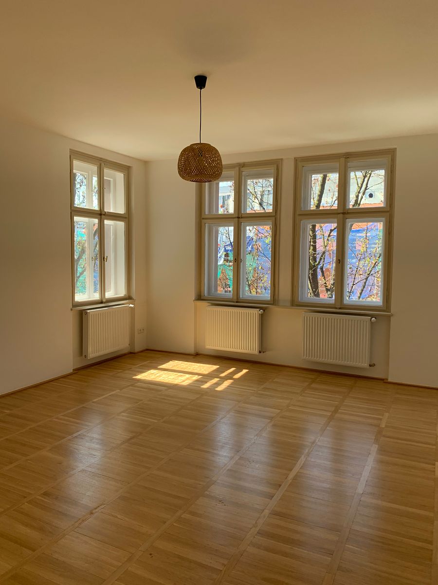 Pronájem bytu 3+1 87 m² – fotografie 2