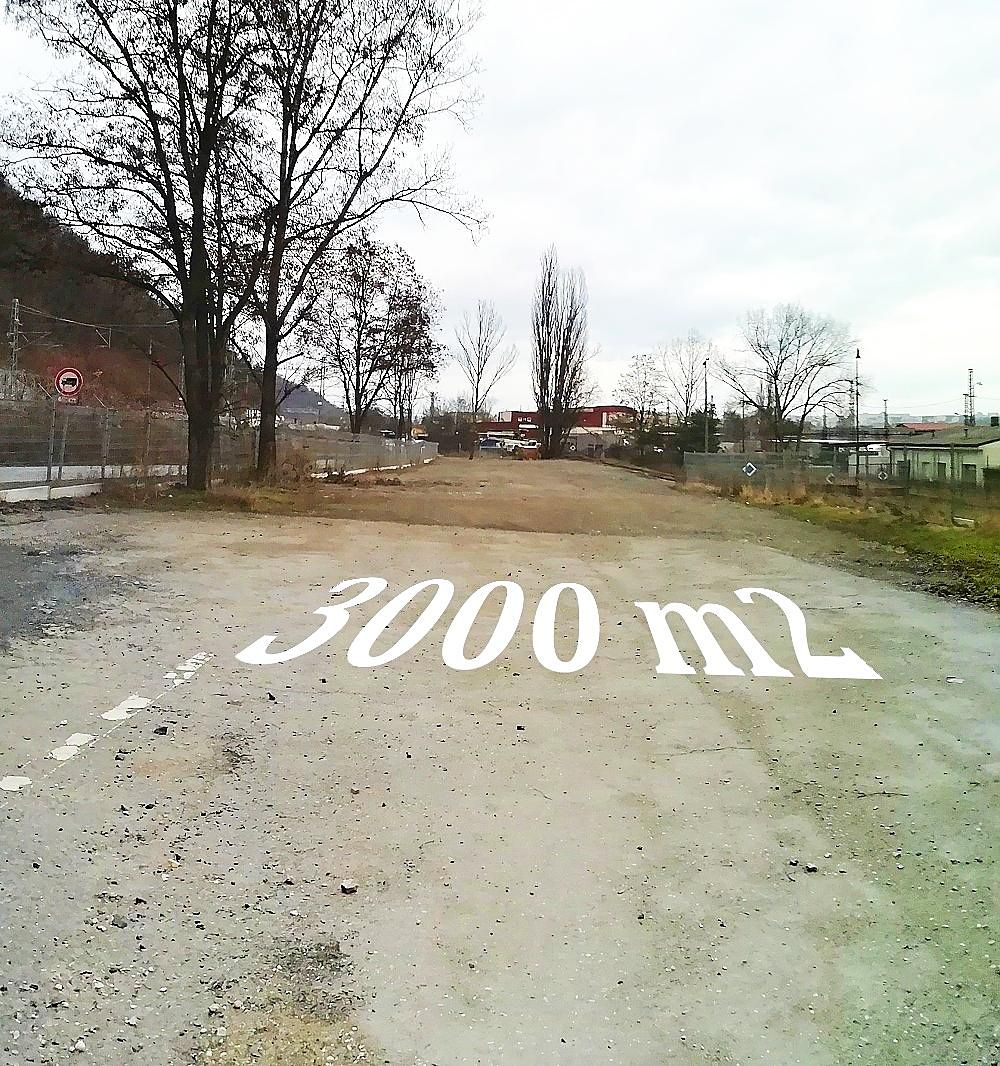 Pronájem komerčního pozemku 3000 m² – fotografie 2