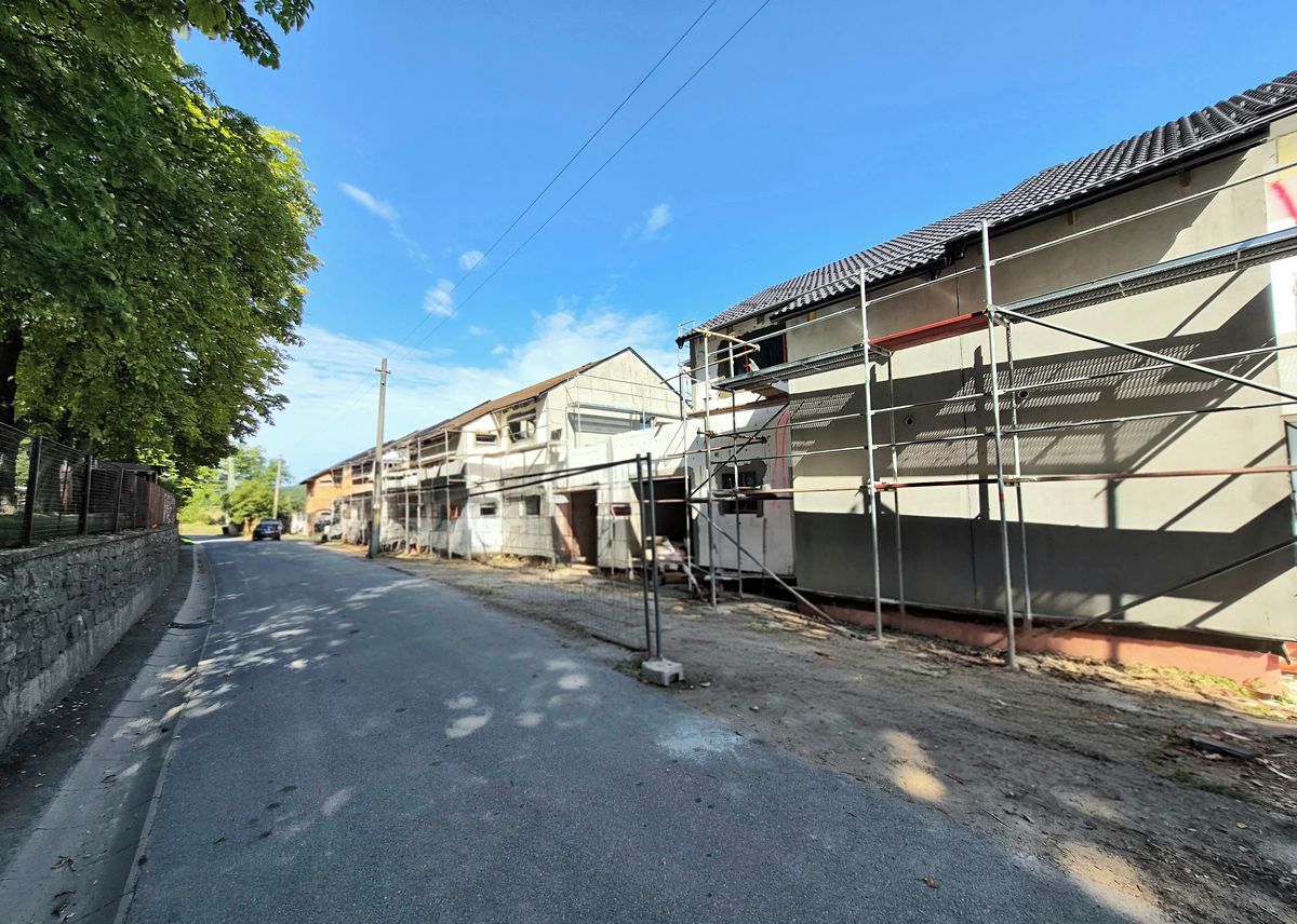 Prodej rodinného domu 103 m², pozemek 143 m² – fotografie 2
