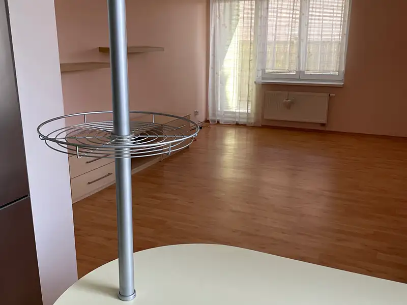 Pronájem bytu 2+kk 67 m², Rožnov pod Radhoštěm – náhled fotky 2