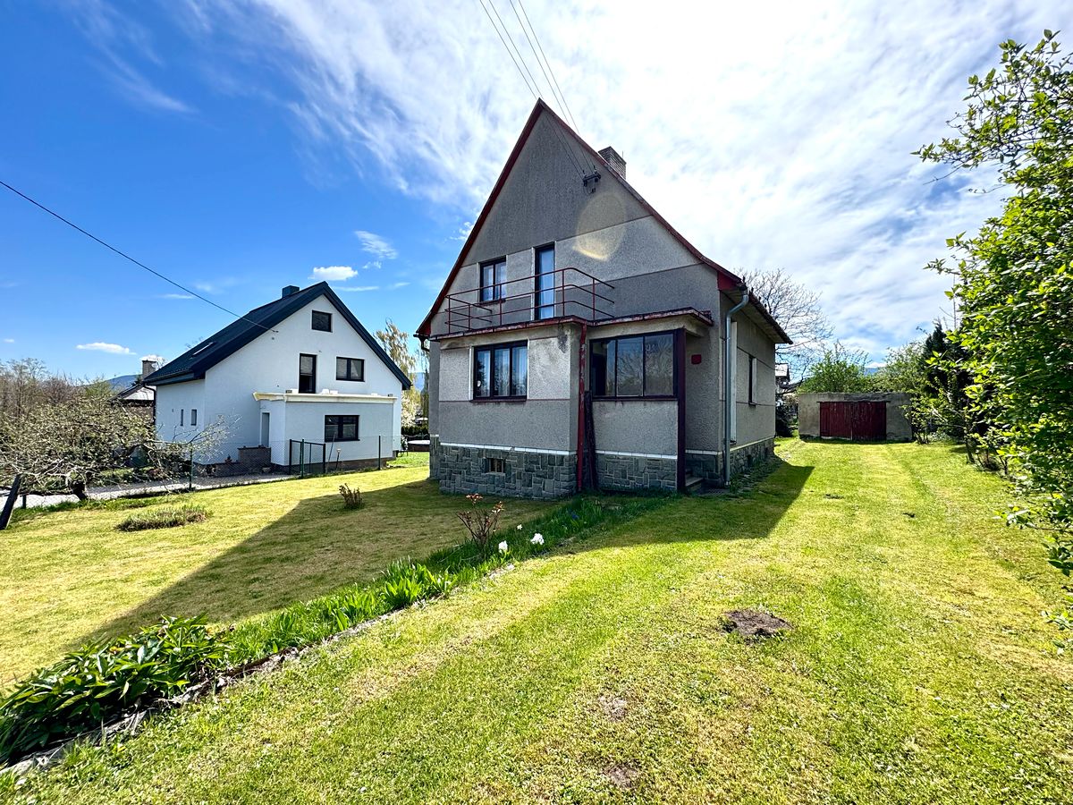 Prodej rodinného domu 160 m², pozemek 817 m²