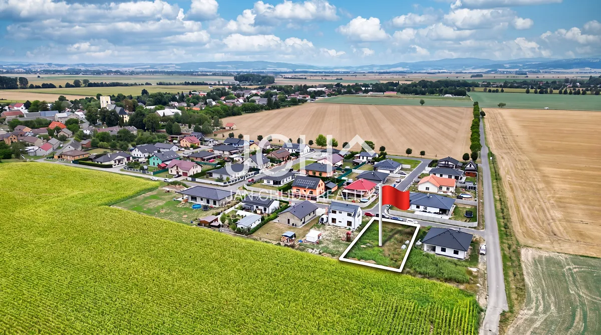 Prodej stavebního pozemku 710 m²