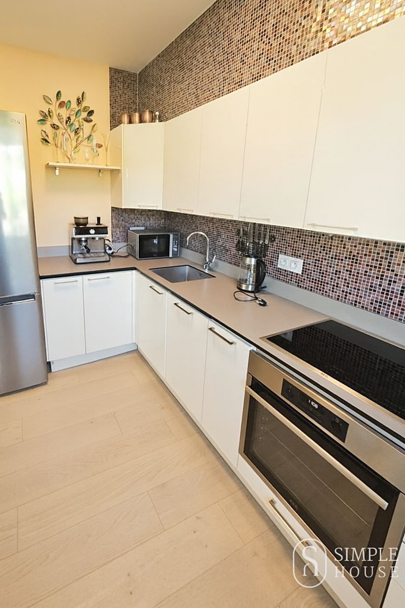 Pronájem bytu 2+kk 56 m² – fotografie 3