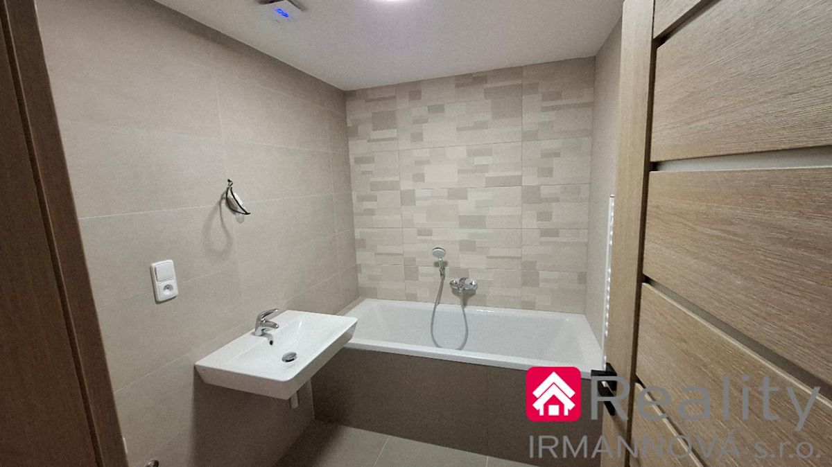 Prodej bytu 2+kk 66 m² – fotografie 3