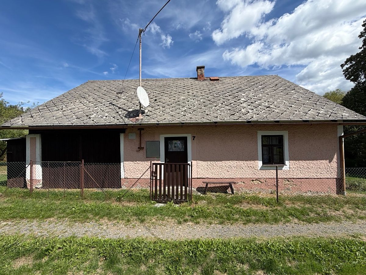 Prodej chalupy 65 m², pozemek 621 m² – fotografie 2