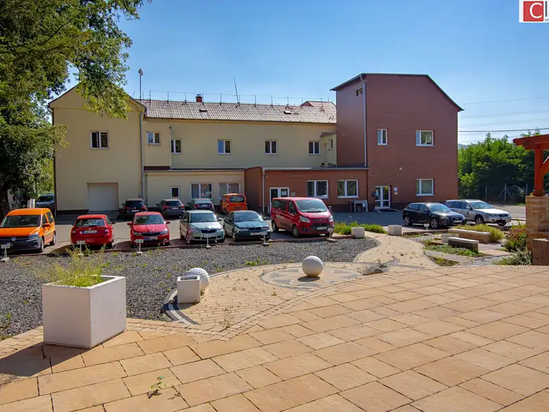 Pronájem kanceláře 233 m², Nový Jičín – náhled fotky 1