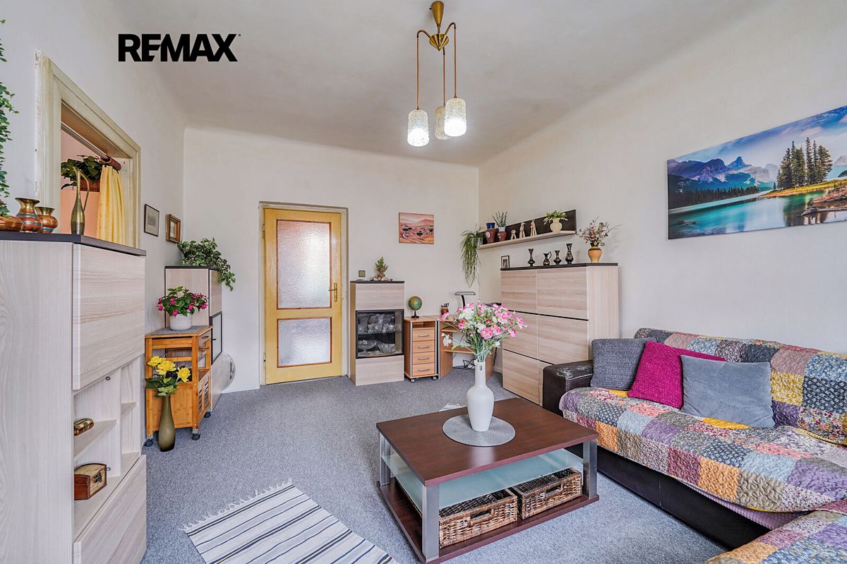 Prodej rodinného domu 176 m², pozemek 439 m² – fotografie 4