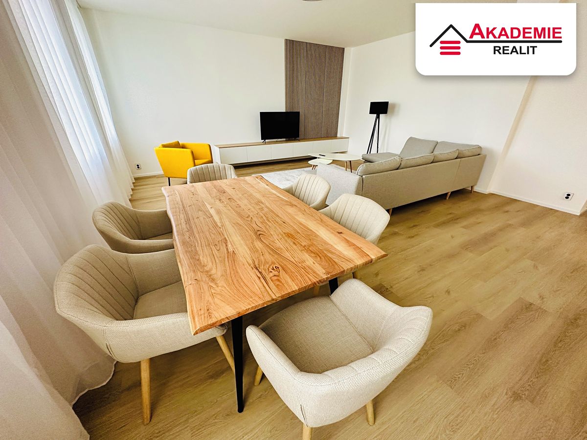 Pronájem bytu 4+kk 119 m²