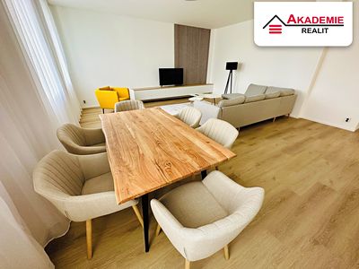 Pronájem bytu 4+kk 119 m²
