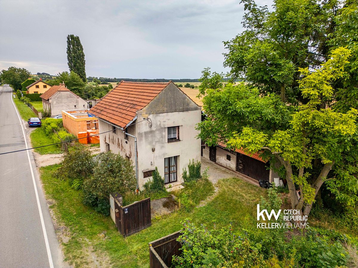 Prodej rodinného domu 80 m², pozemek 306 m² – fotografie 2