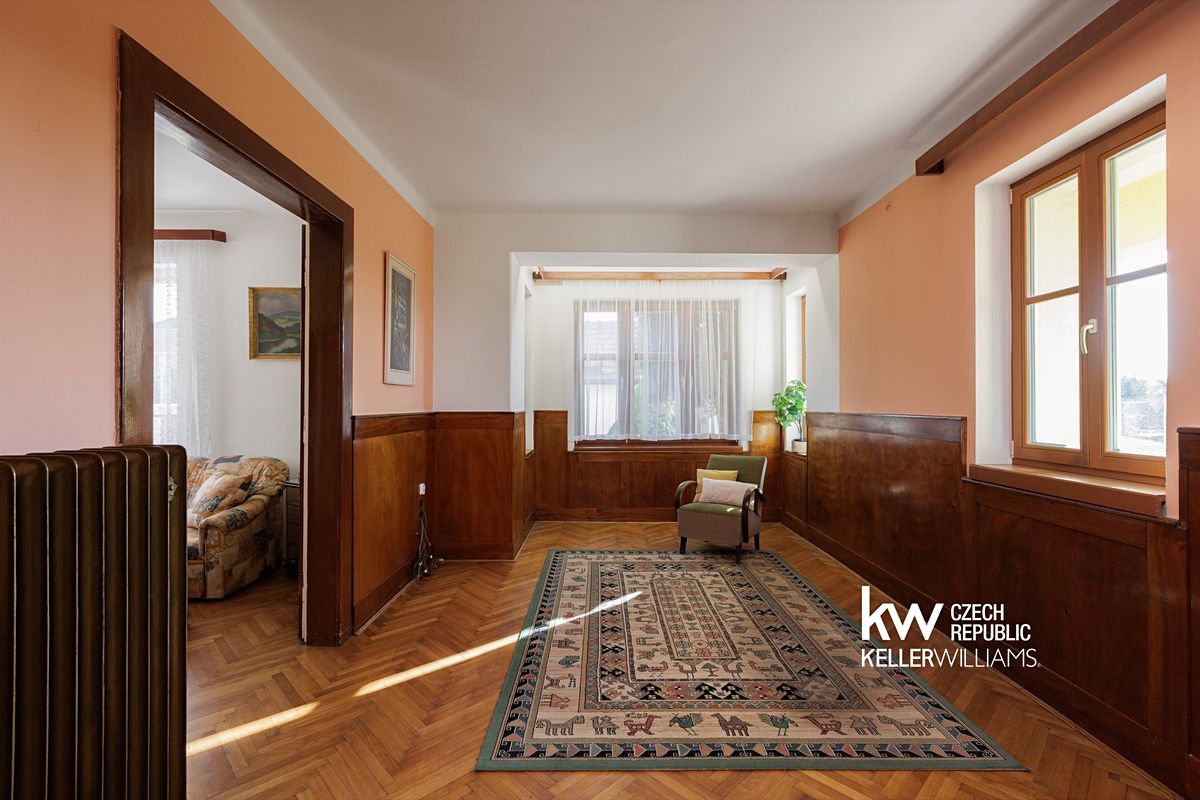Prodej vily 194 m², pozemek 855 m² – fotografie 4