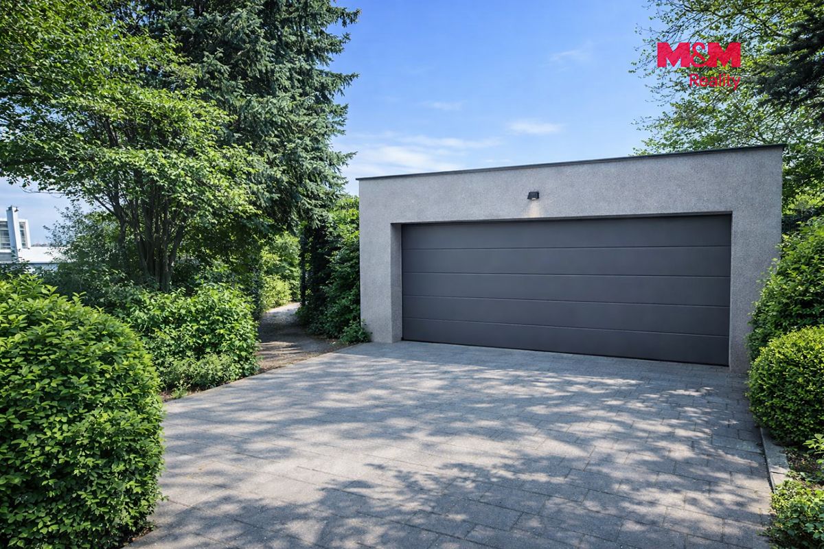 Prodej rodinného domu 336 m², pozemek 1894 m² – fotografie 3