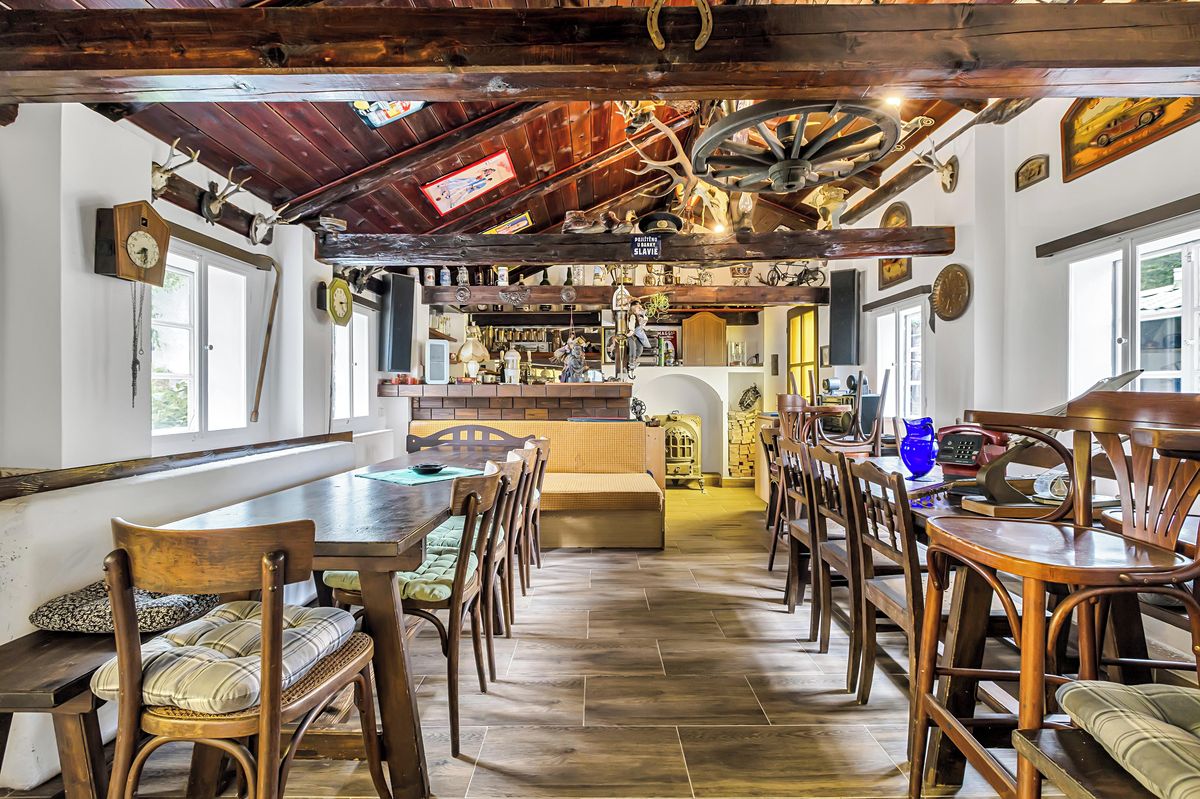 Prodej rodinného domu 264 m², pozemek 732 m² – fotografie 5