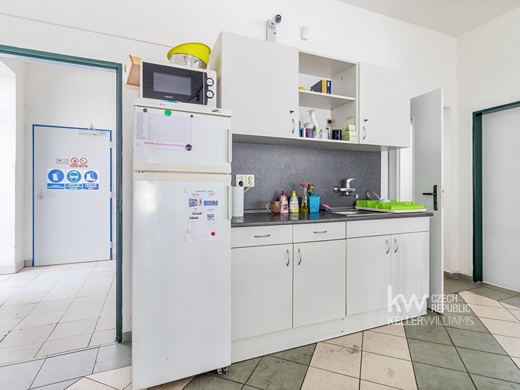 Gewerbefläche zur Miete, 1.700 m² (52 von 69)