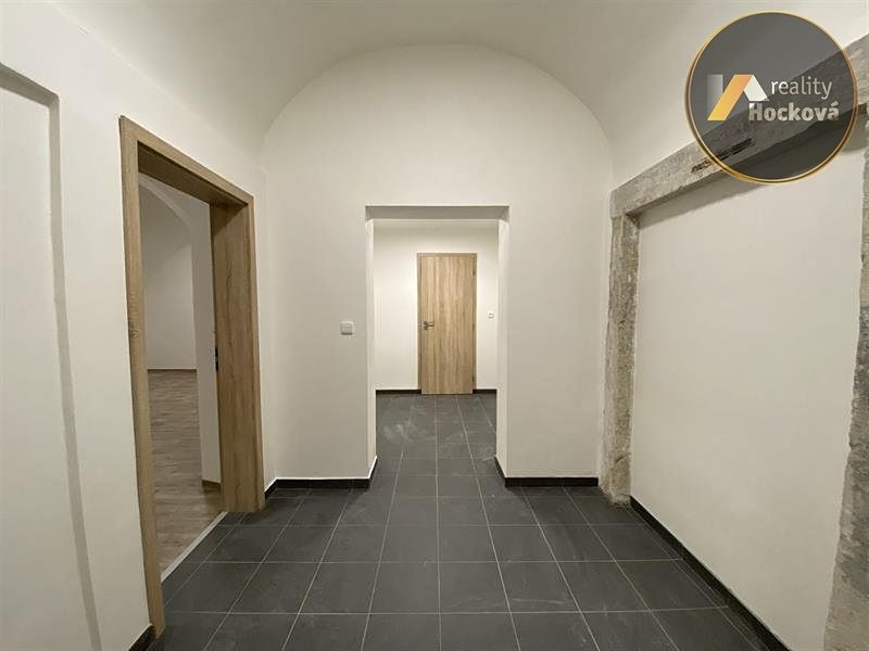 Pronájem bytu 1+kk 48 m² – fotografie 5
