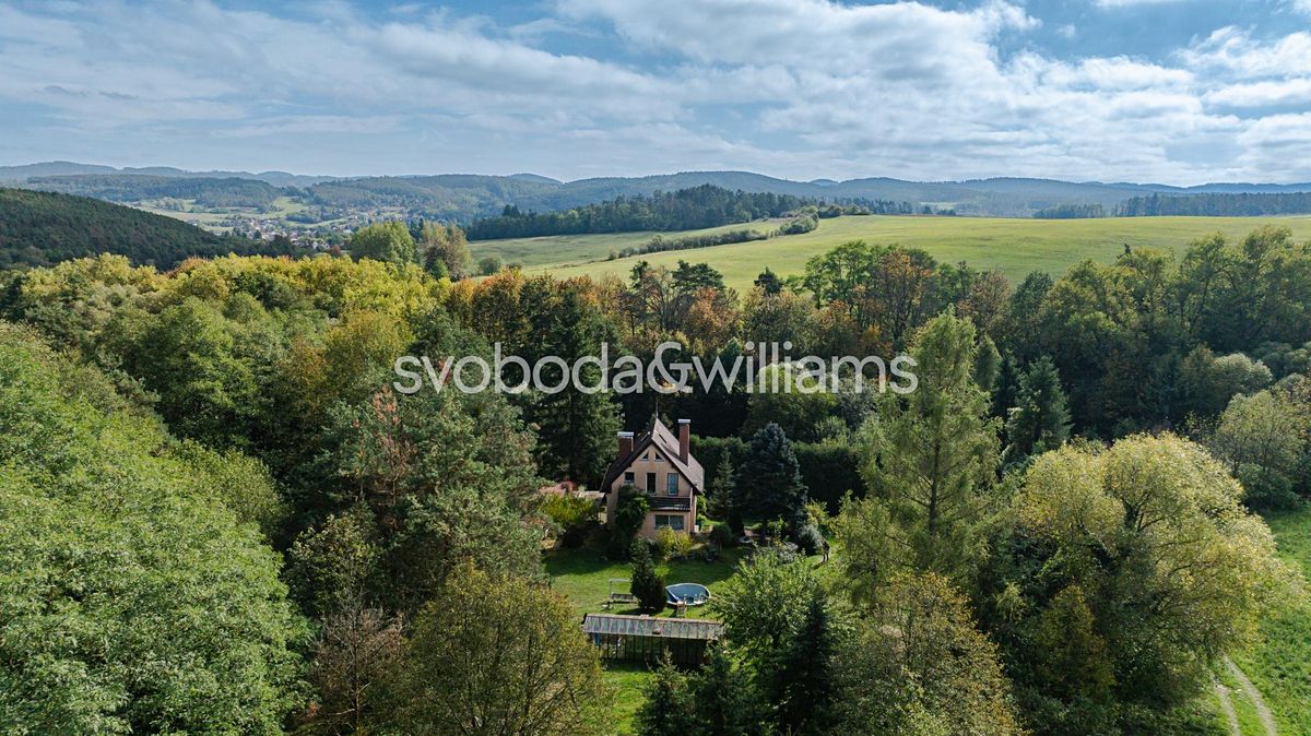Prodej stavebního pozemku 9175 m²