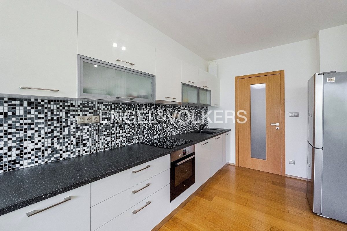 Pronájem bytu 2+kk 50 m² – fotografie 2