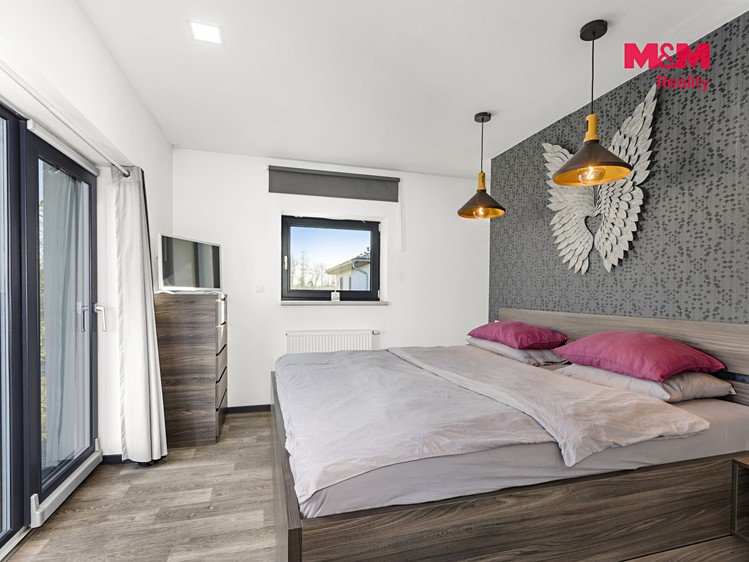 Prodej domu, 220 m² (6 z 23)