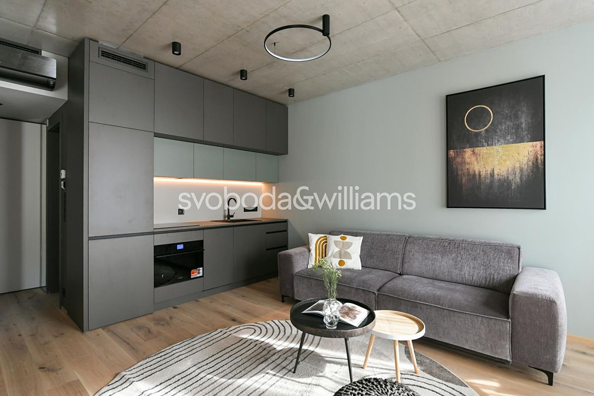 Pronájem bytu 2+kk 39 m² – fotografie 2