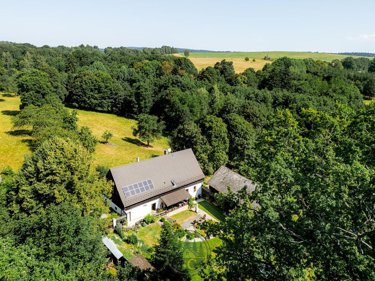 Prodej zemědělské usedlosti 300 m², pozemek 3679 m²