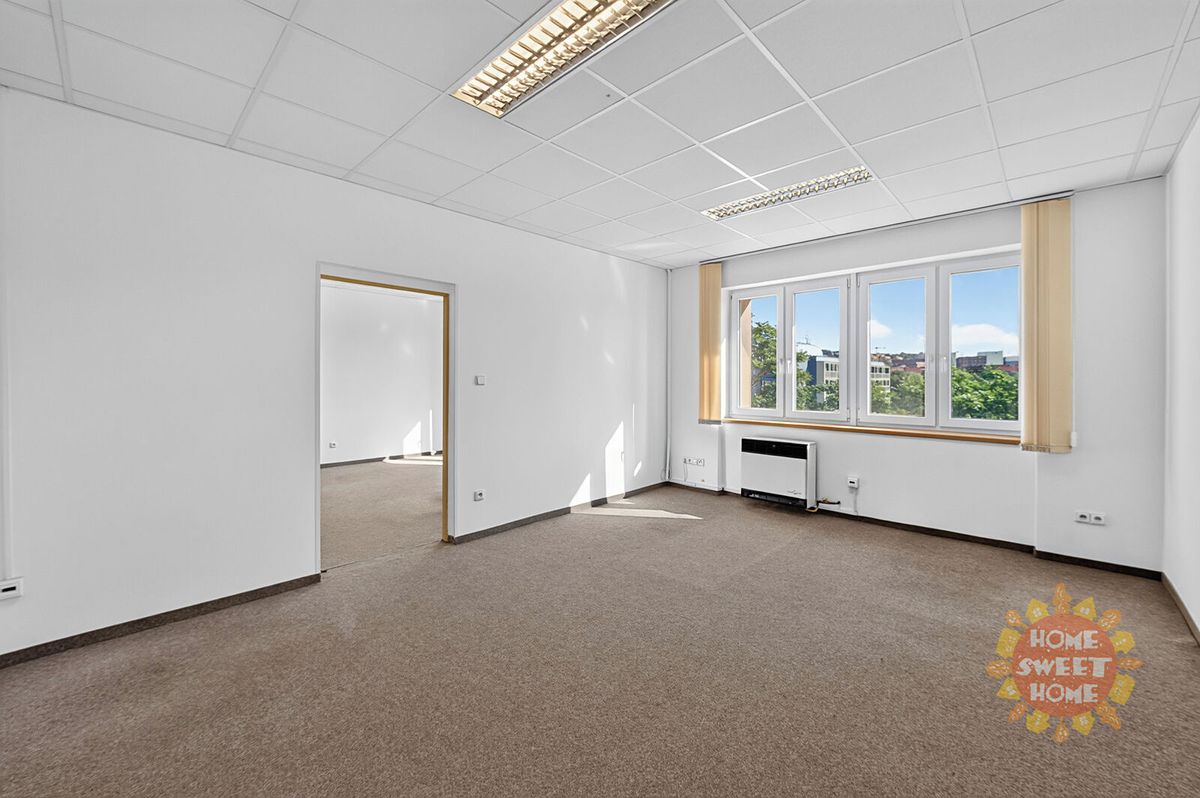 Pronájem kanceláře 67 m²