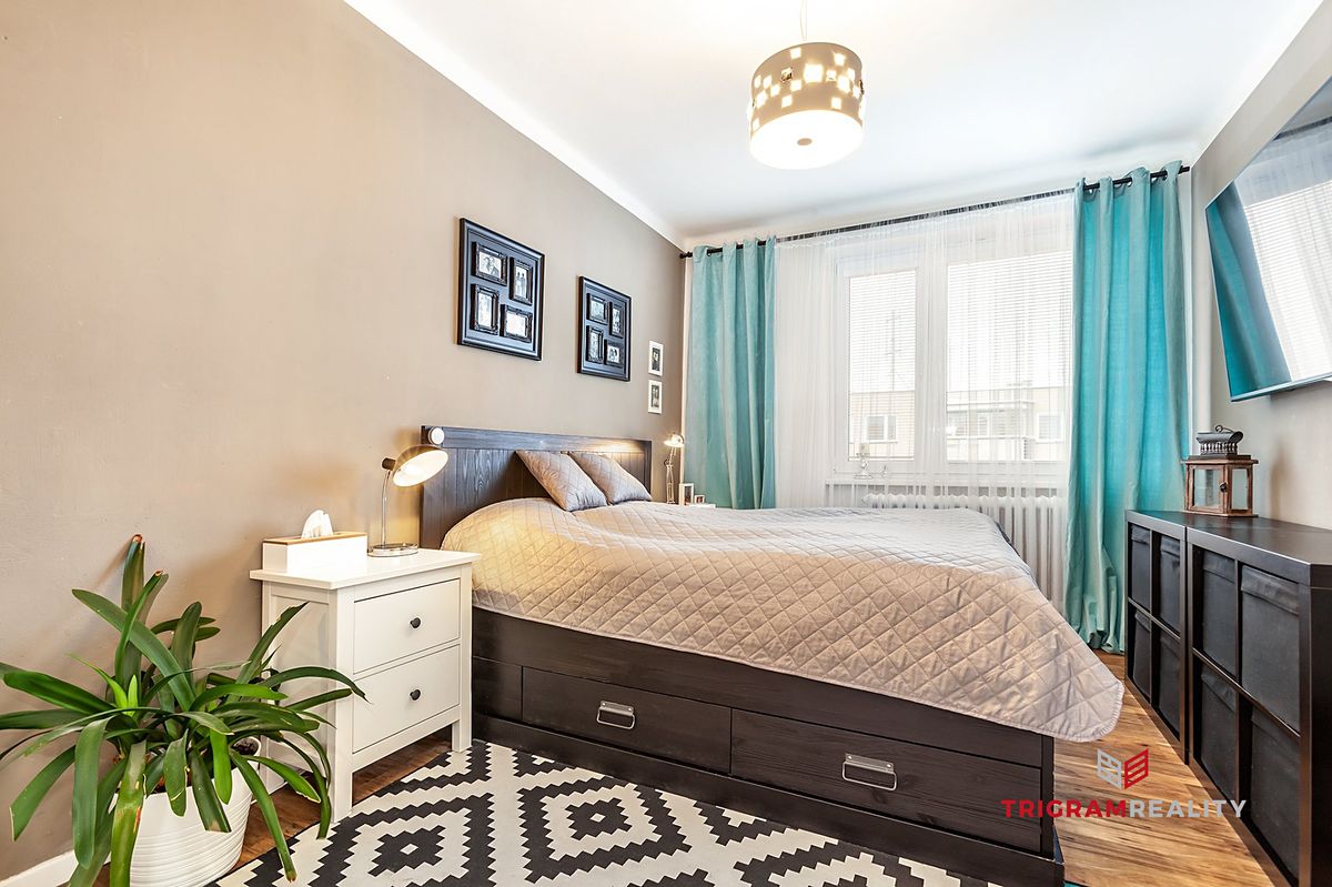 Pronájem bytu 4+kk 84 m² – fotografie 2