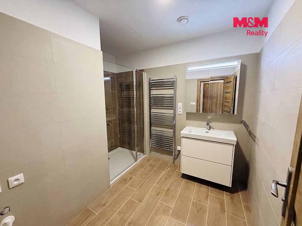 Pronájem rodinného domu 85 m², pozemek 426 m² – fotografie 5