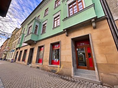 Pronájem obchodního prostoru 215 m²