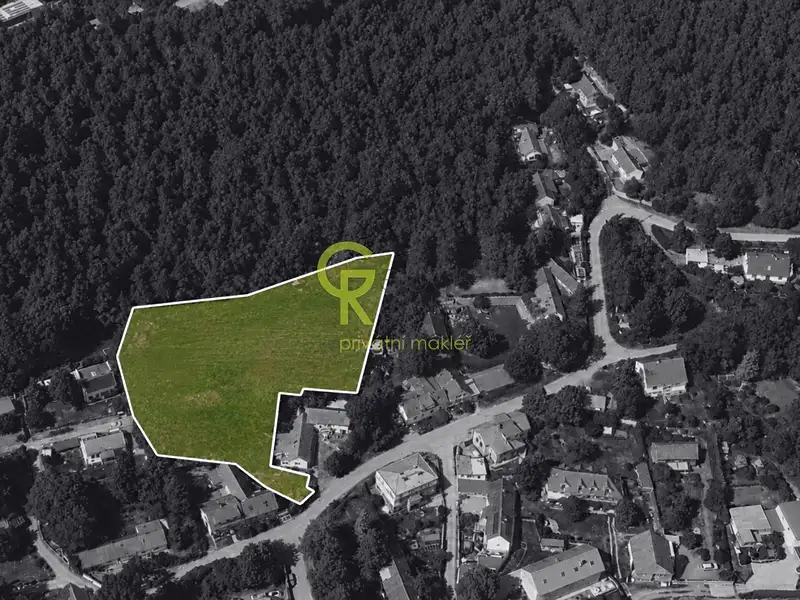 Prodej stavebního pozemku 3752 m², Husinec – náhled fotky 1