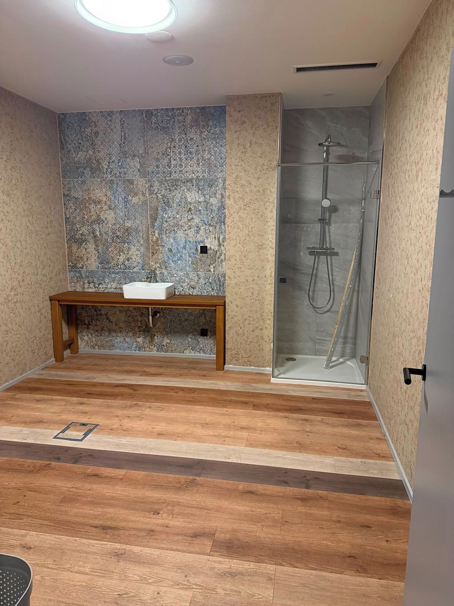 Pronájem obchodního prostoru 51 m²