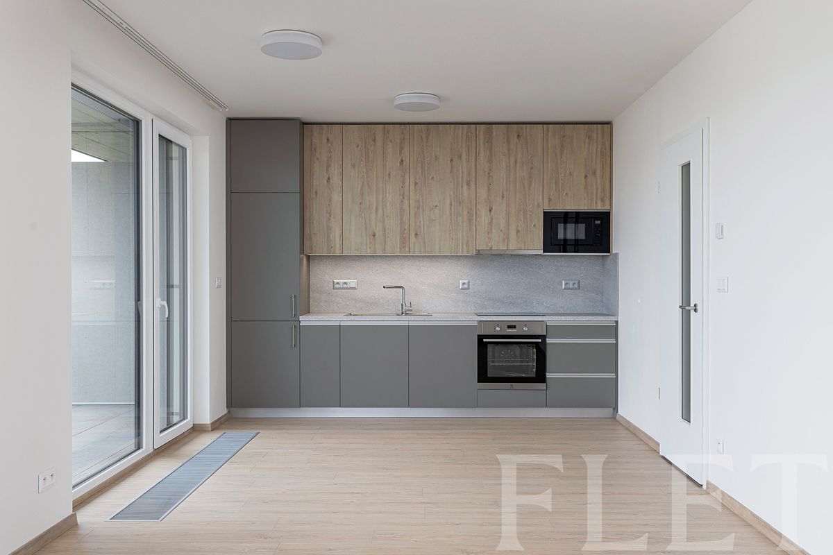Pronájem bytu 3+kk 74 m² – fotografie 2
