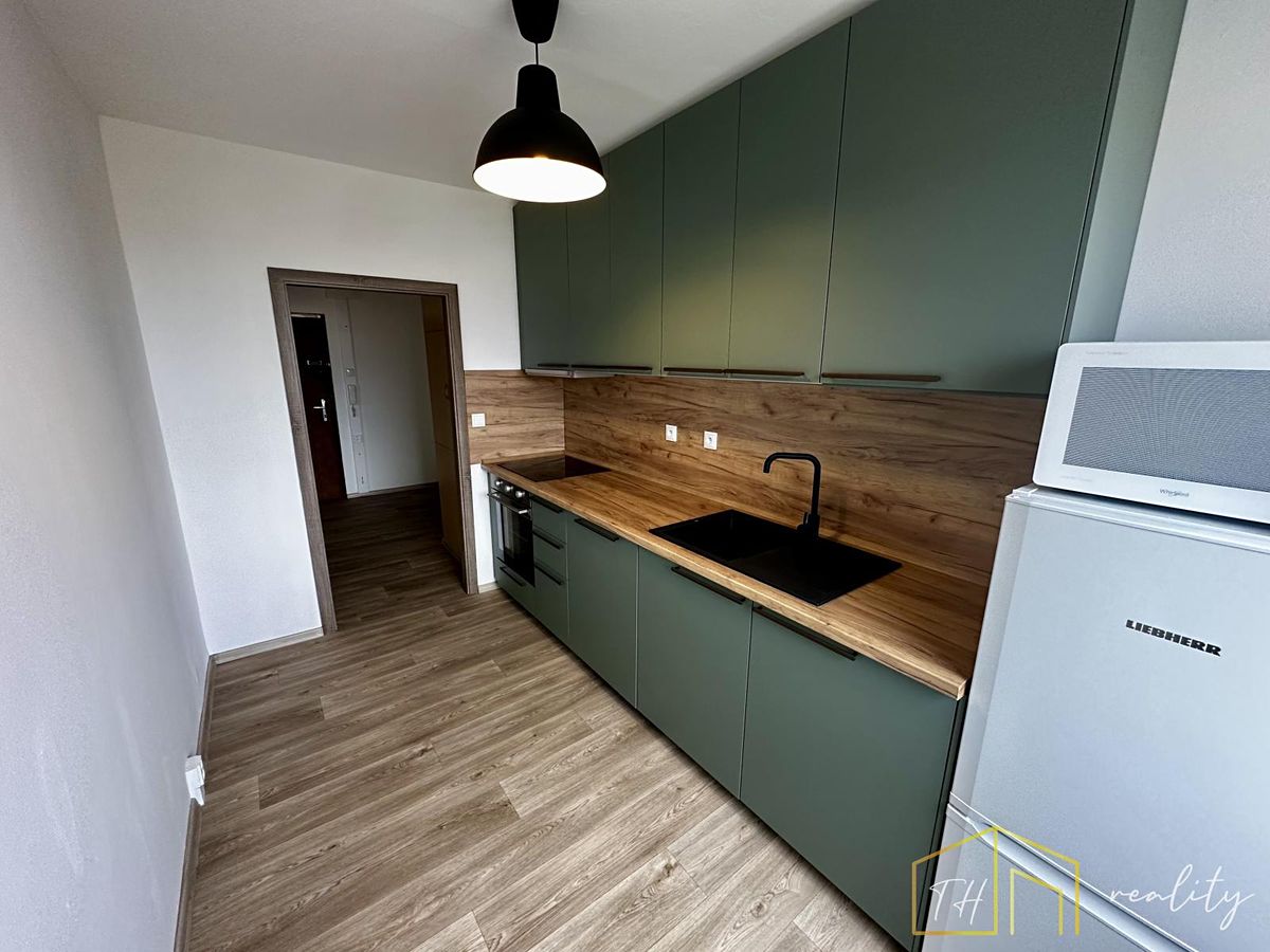 Pronájem bytu 3+1 78 m² – fotografie 2