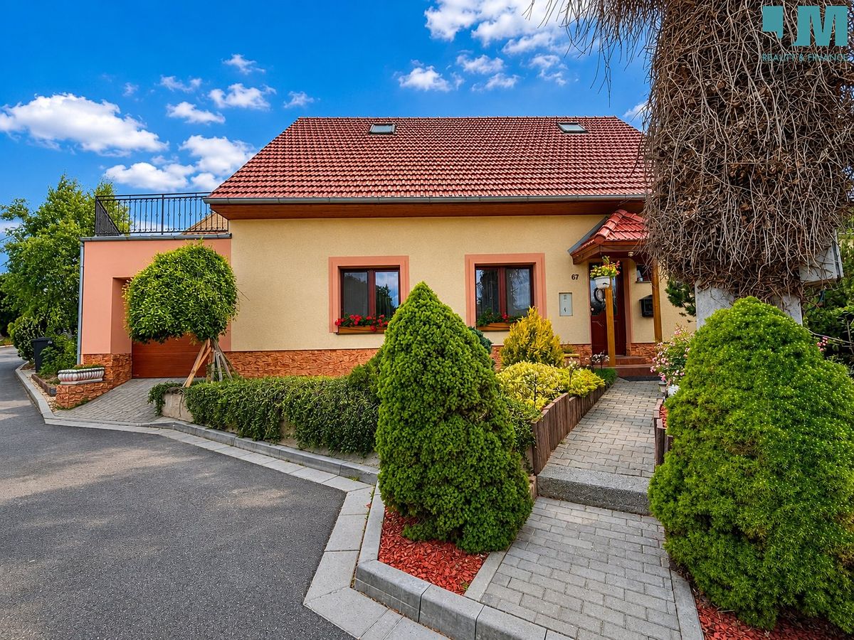 Prodej rodinného domu 146 m², pozemek 192 m²