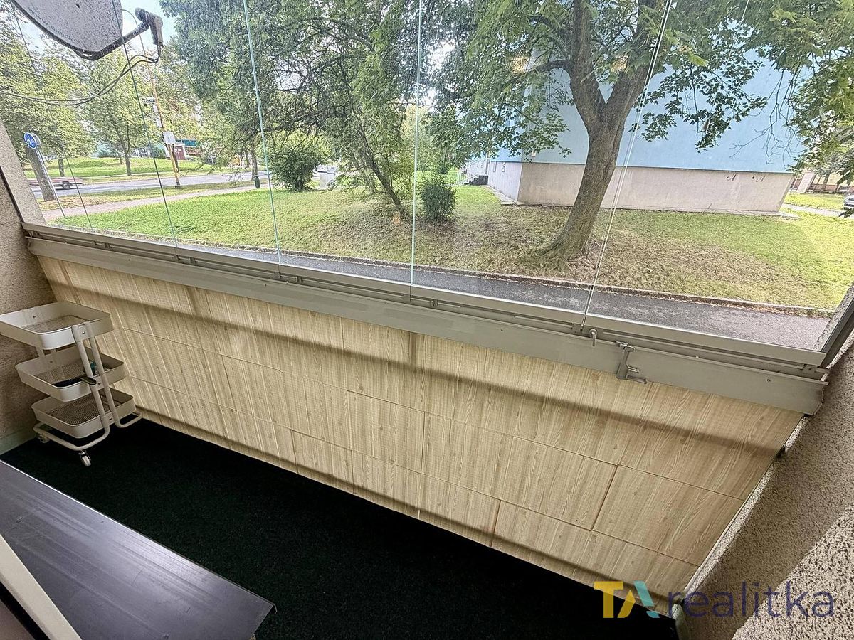 Pronájem bytu 1+kk 28 m² – fotografie 4
