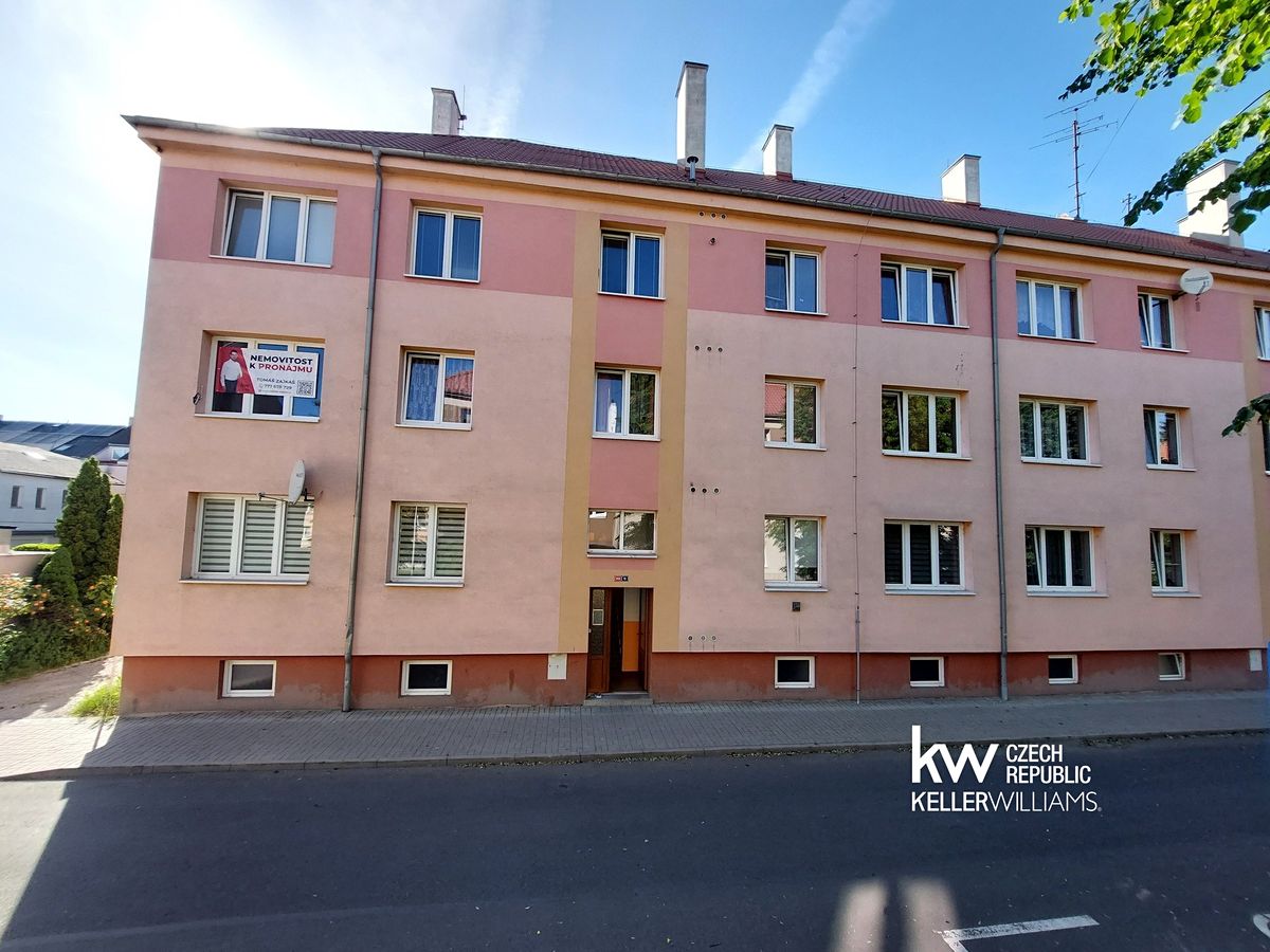 Pronájem bytu 2+kk 57 m² – fotografie 3